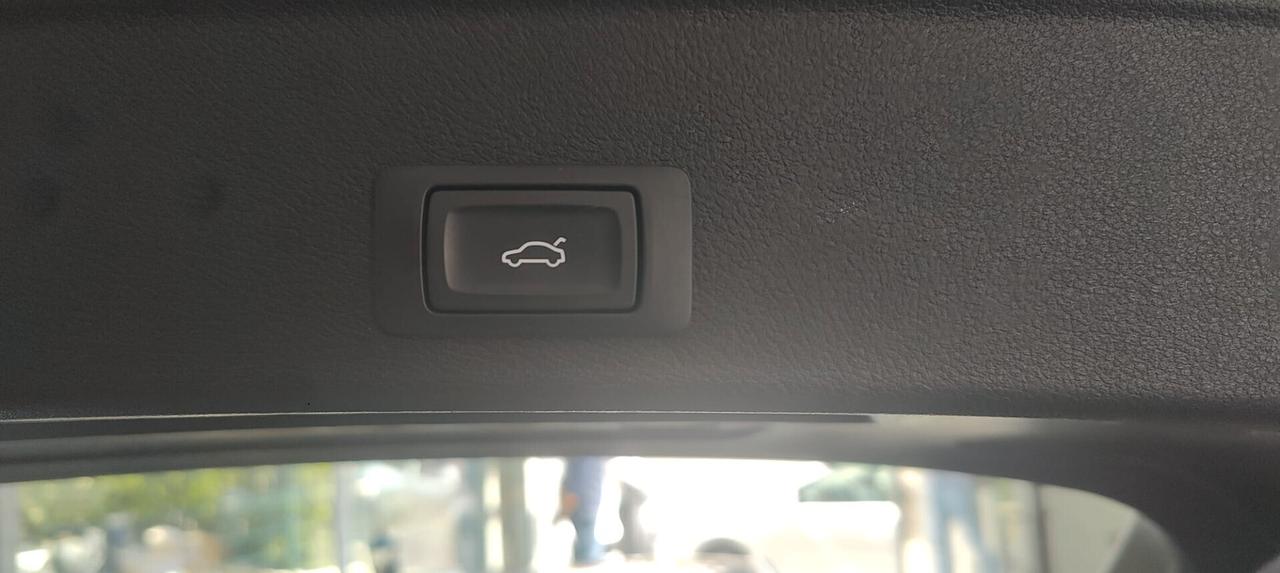 Audi A4 Avant 35 TDI/163 CV S tronic Business Advanced
