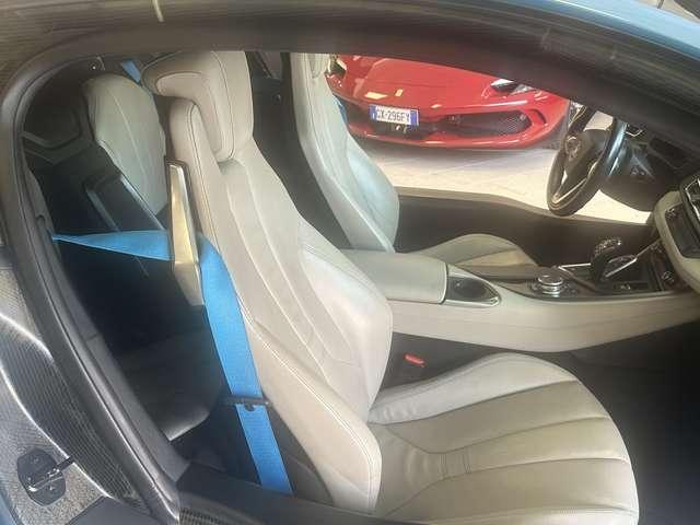 BMW i8 Coupe 1.5 auto
