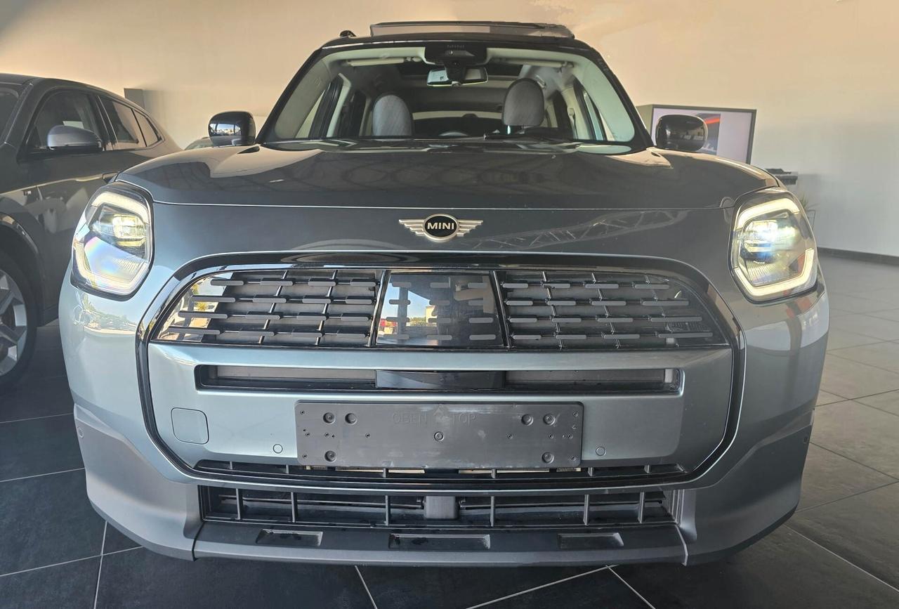 Mini Cooper D Countryman Mini D Favoured Countryman M PLUS