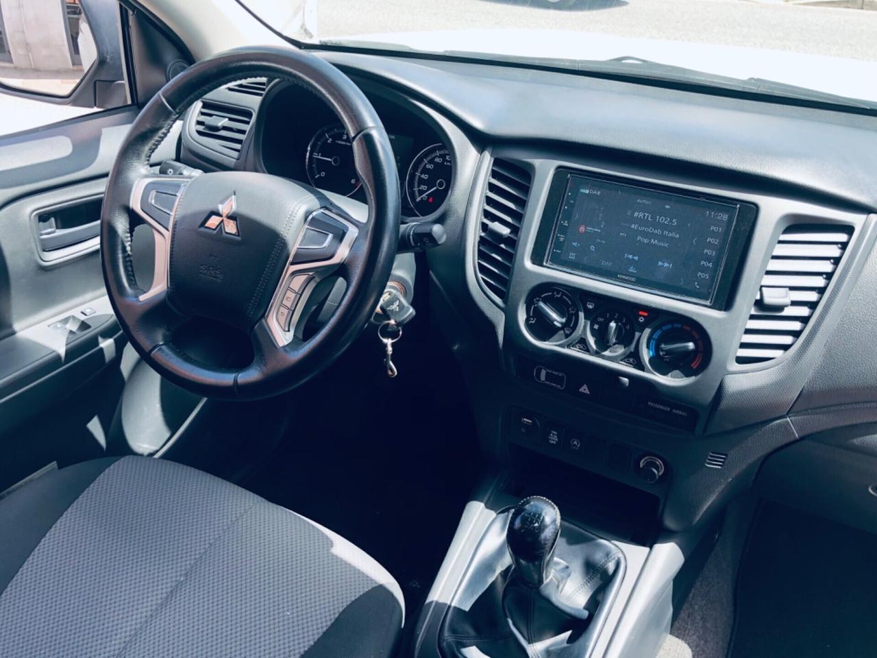 Mitsubishi L200 2.3 PICKUP CABINA ESTESA 4X4