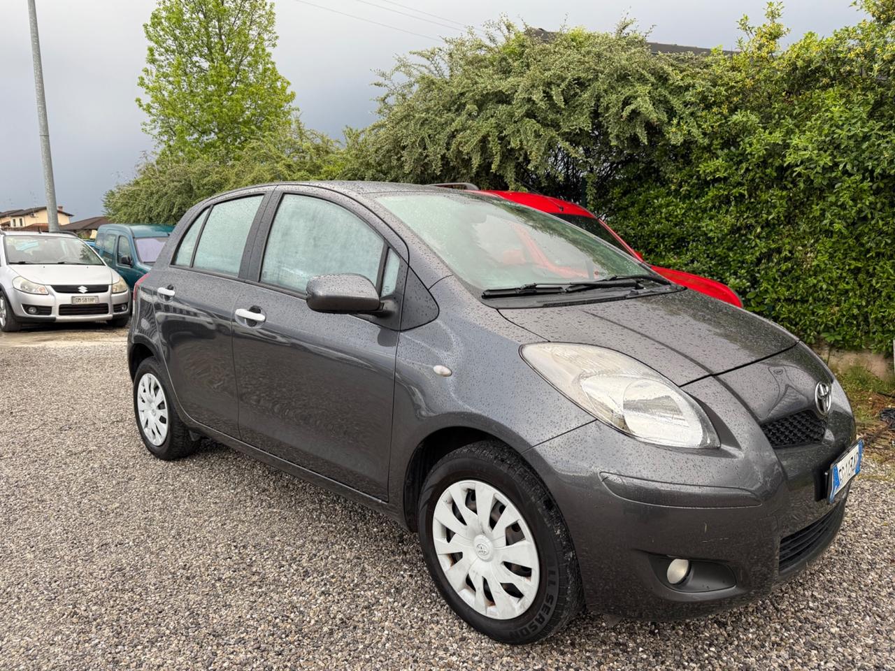 Toyota Yaris 1.0 5 porte Sol