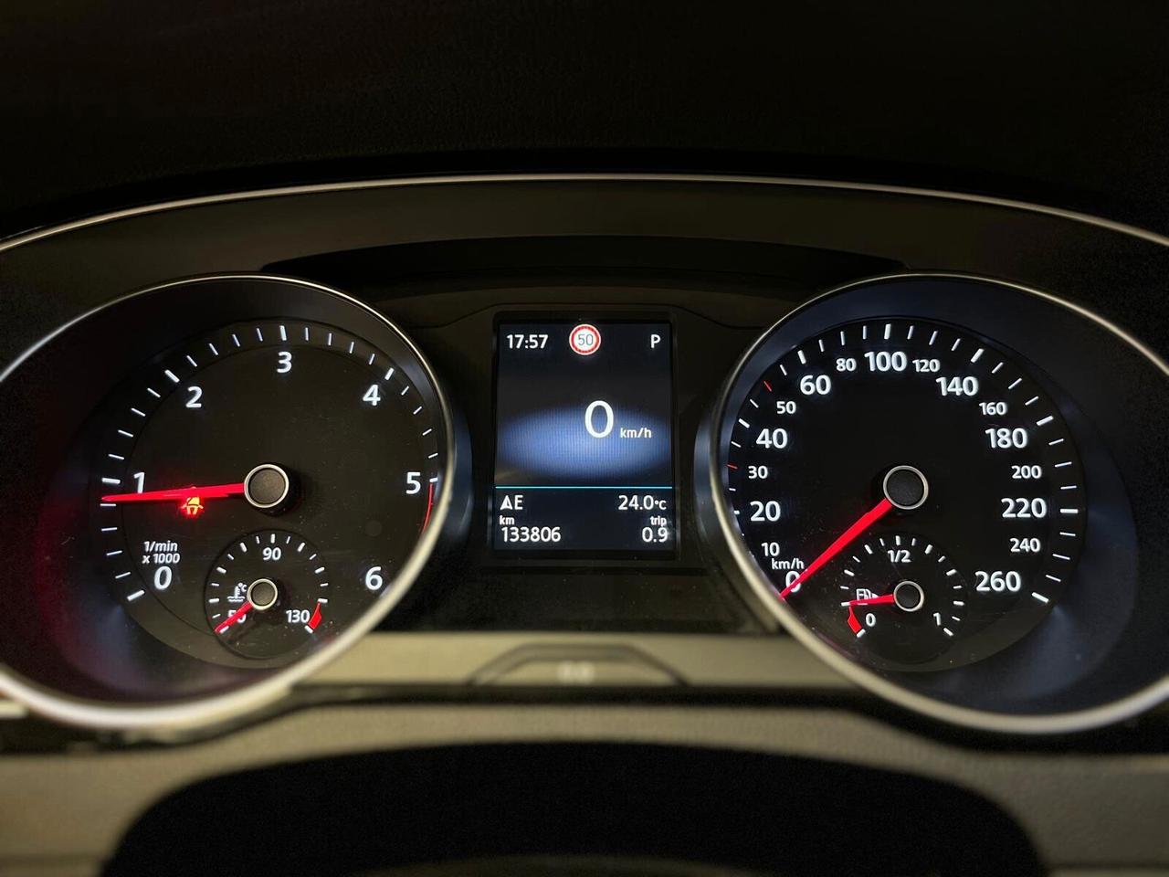 Volkswagen Passat Variant 2.0 TDI SCR 200 CV DSG R-LINE