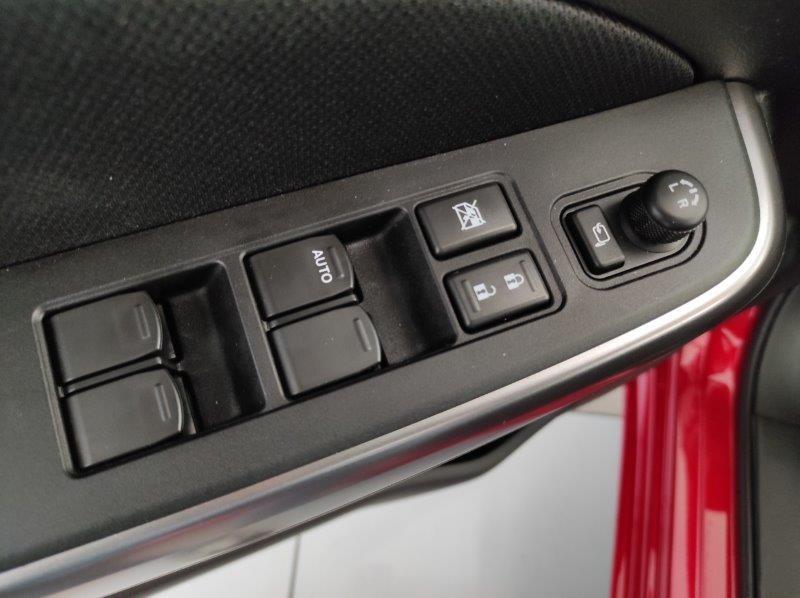 SUZUKI Swift (2017-2024) - Swift 1.2 Hybrid Top