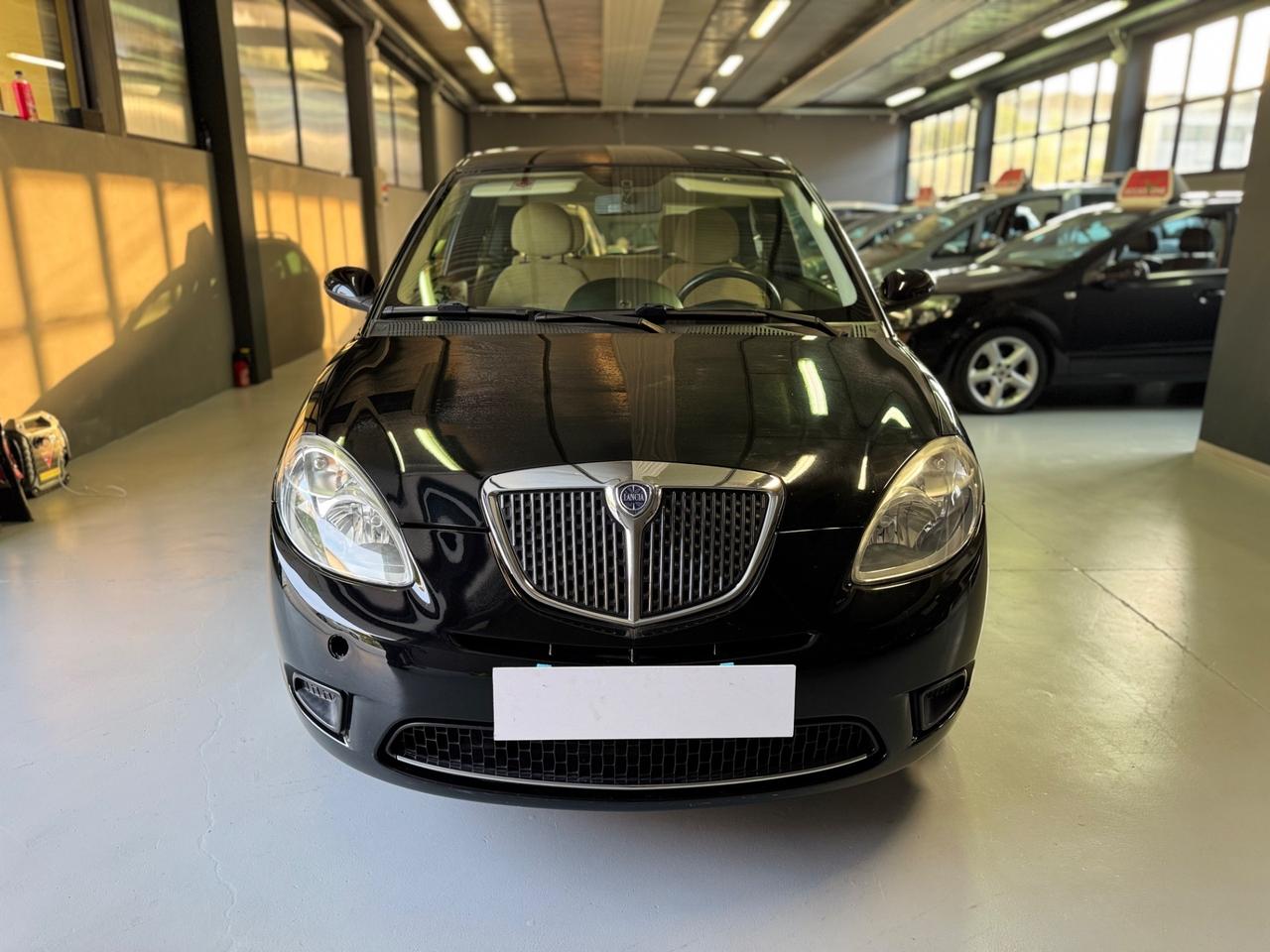 Lancia Ypsilon 1.4 E-Collection Ecochic GPL