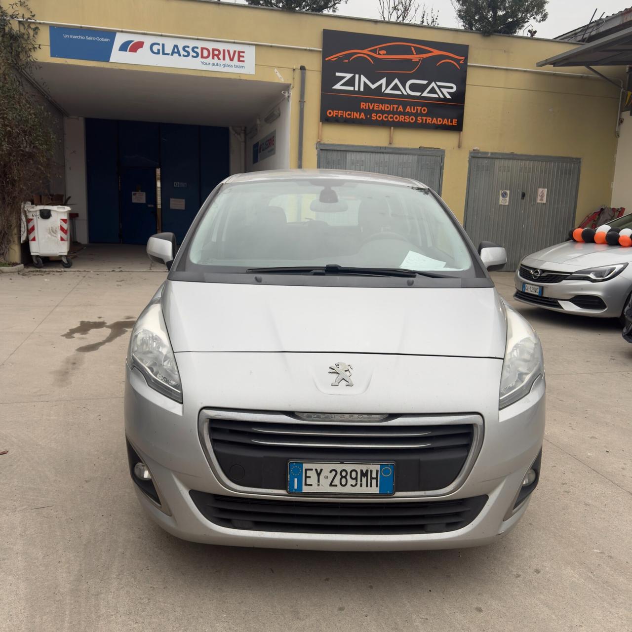 Peugeot 5008 1.6 HDi 115CV Active