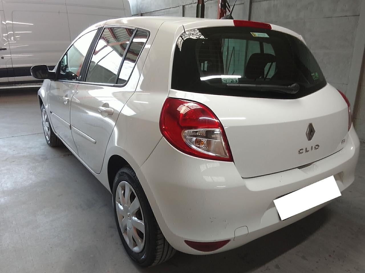 Renault Clio 1.5 TDCI 5PORTE ok Neo