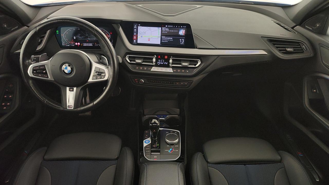 BMW Serie 1 F40 - 118d Msport auto