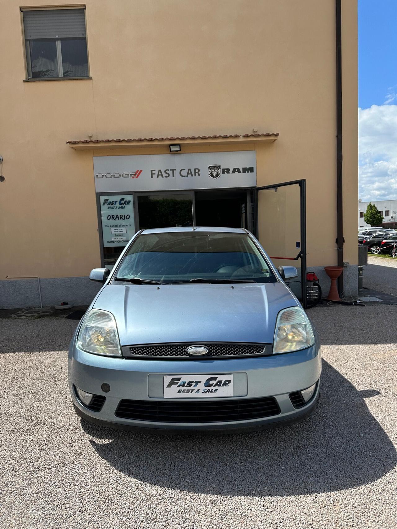 Ford Fiesta 1.4 TDCi 3p. Ghia ok neopatentati