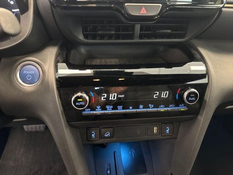Toyota Yaris Cross 1.5H (116 CV) E-CVT Orange Edition AWD-i