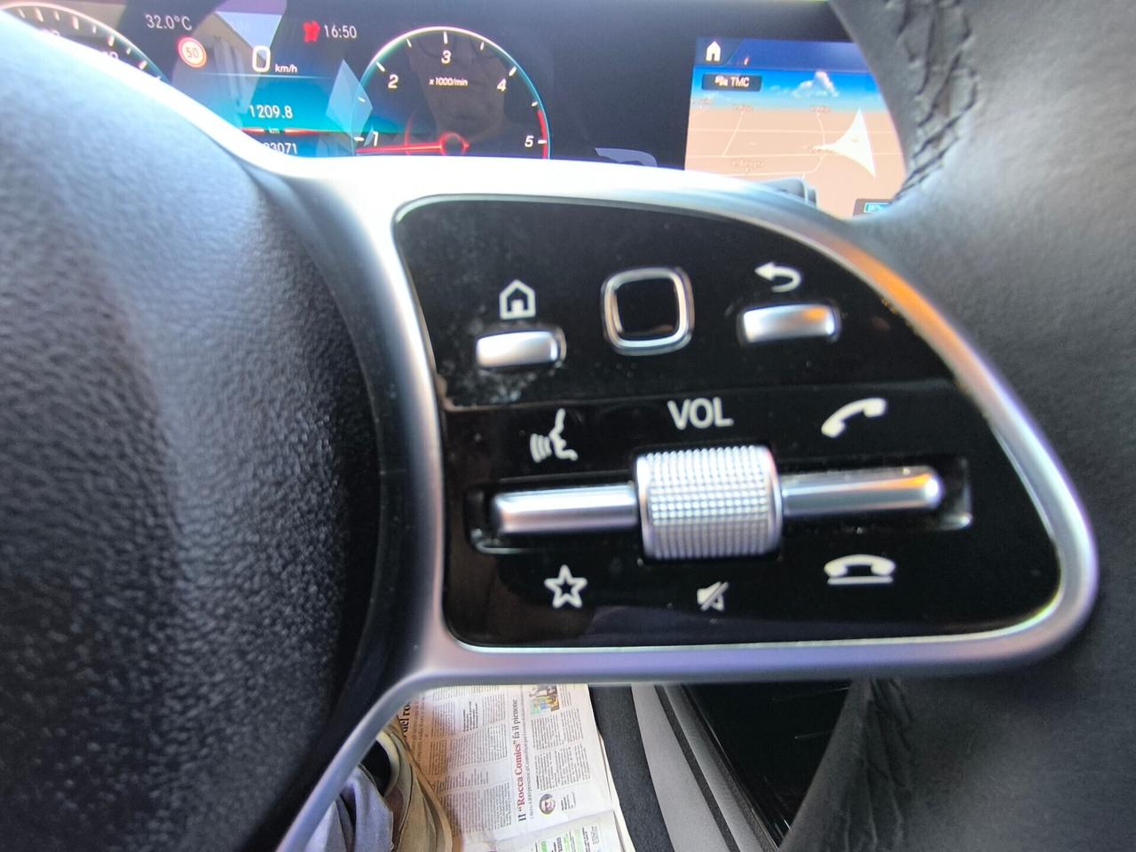 MERCEDES-BENZ A 180d AUTOMATIC SPORT PLUS LED AMBIENT