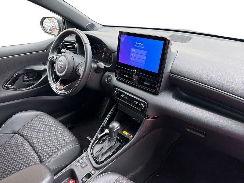 Toyota Yaris Yaris 1.5h 130 Lounge