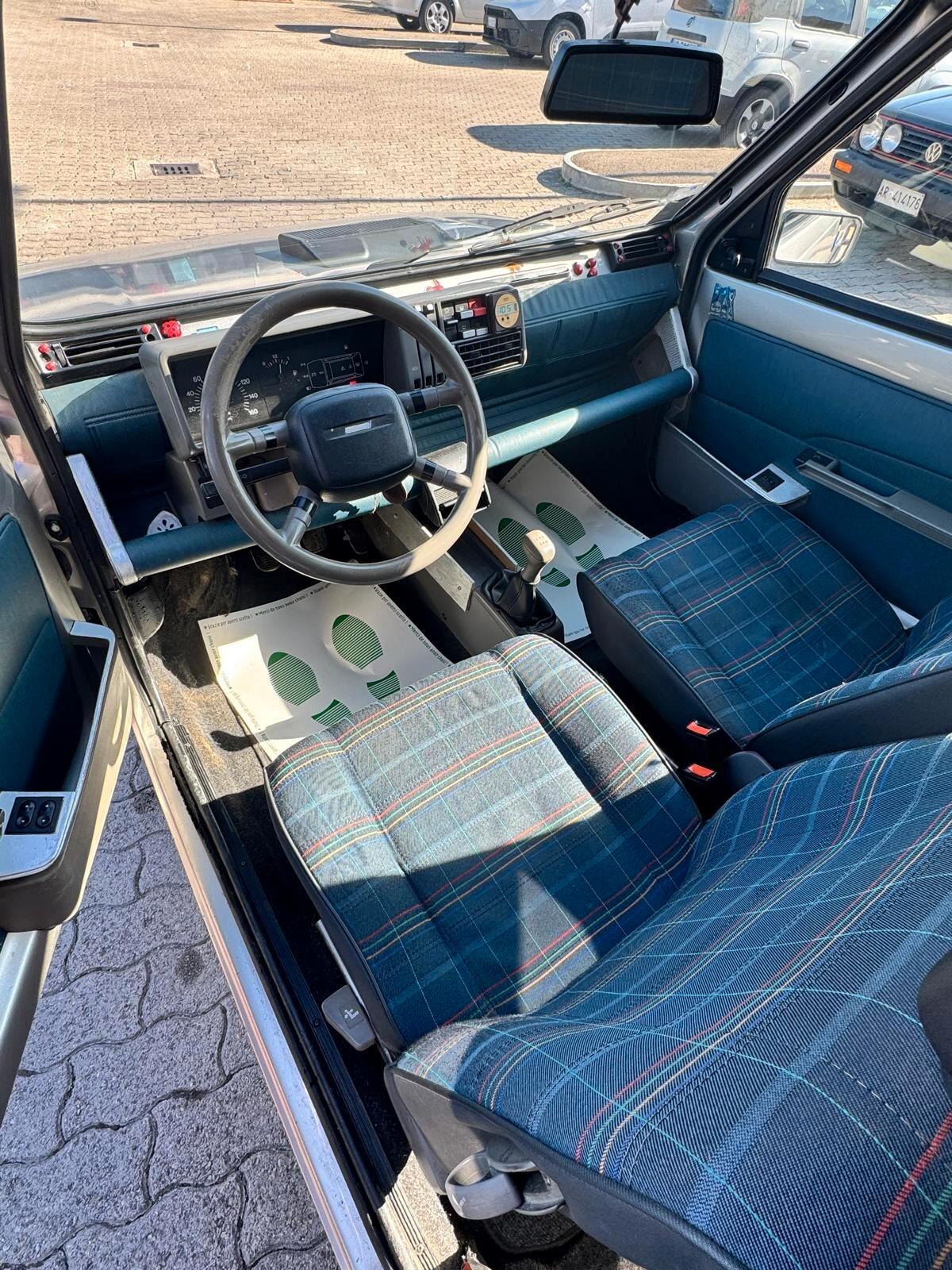 Fiat Panda 900 i.e. cat