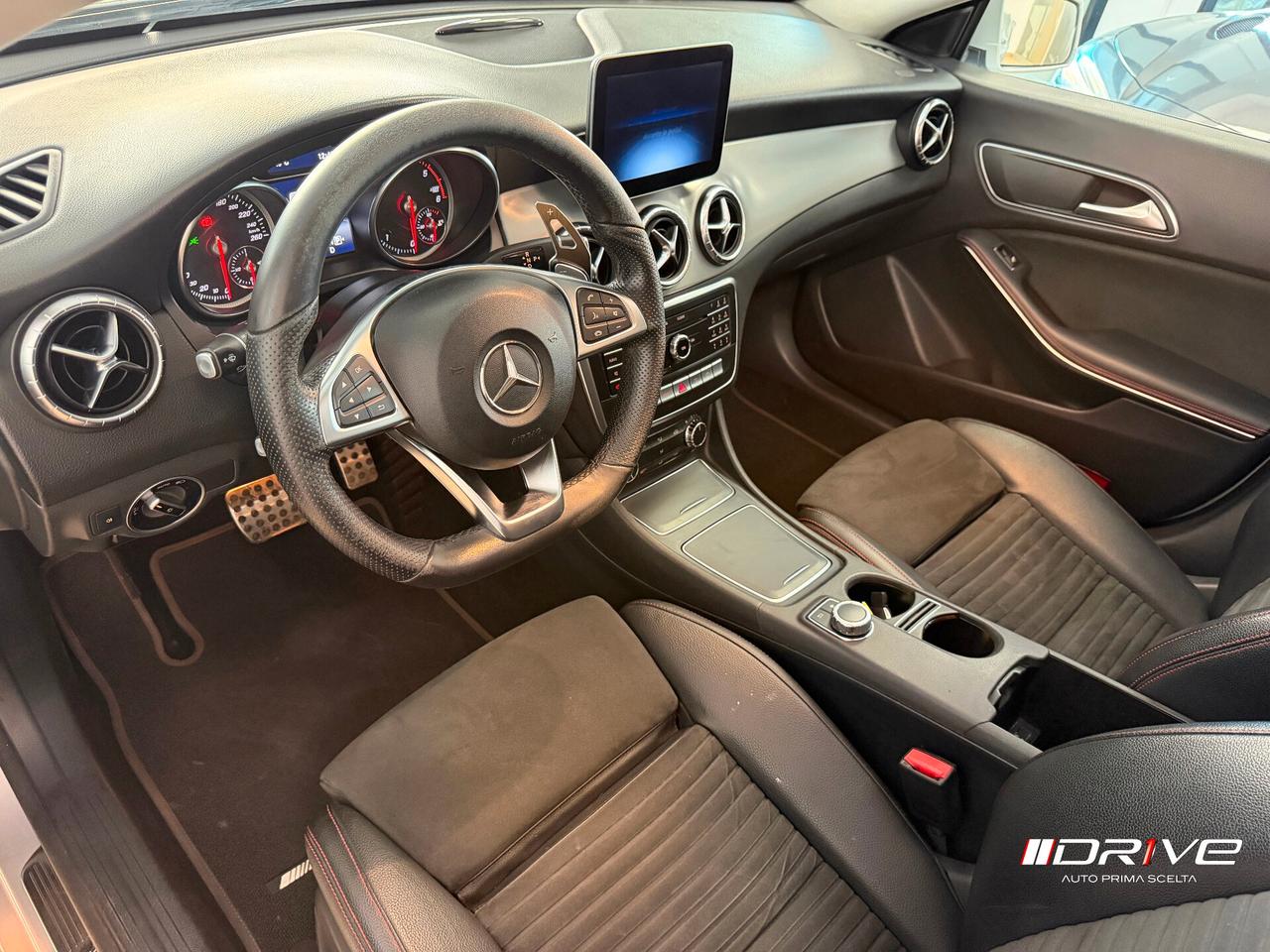 MERCEDES CLA (C/X117) CLA 200 d 4Matic A...