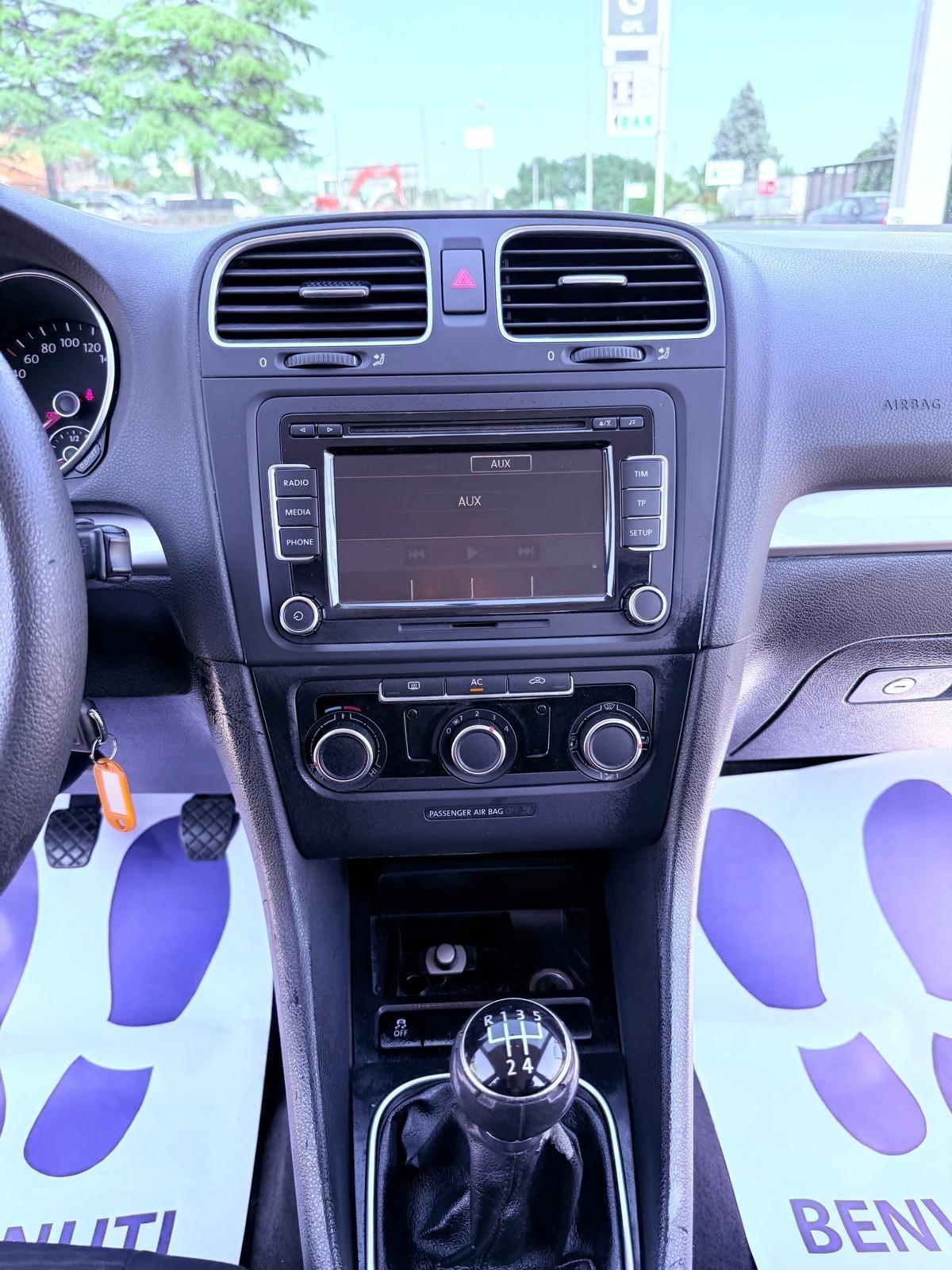 Volkswagen Golf 1.6 TDI DPF 5p. Comfortline Ok neopatentati