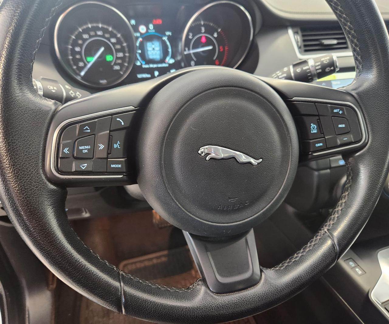 Jaguar E-Pace 2.0D 150 CV R-Dynamic