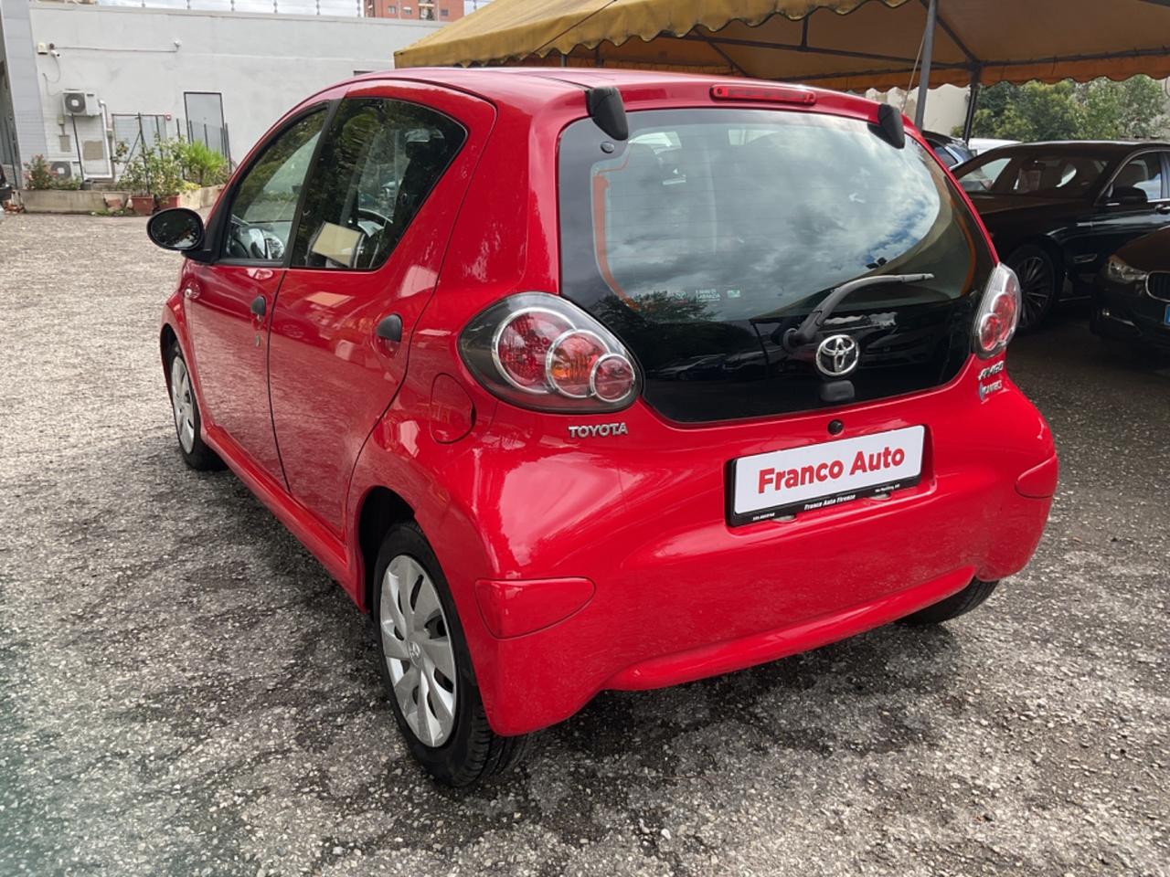 Toyota Aygo 1.0 5 porte 50kw(68CV) OK NEOPATENTATI