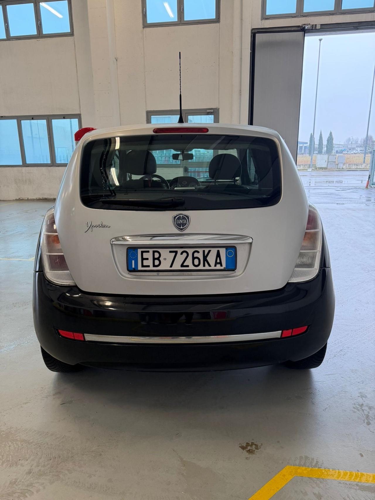 Lancia Ypsilon 1.2 69 CV Platinum