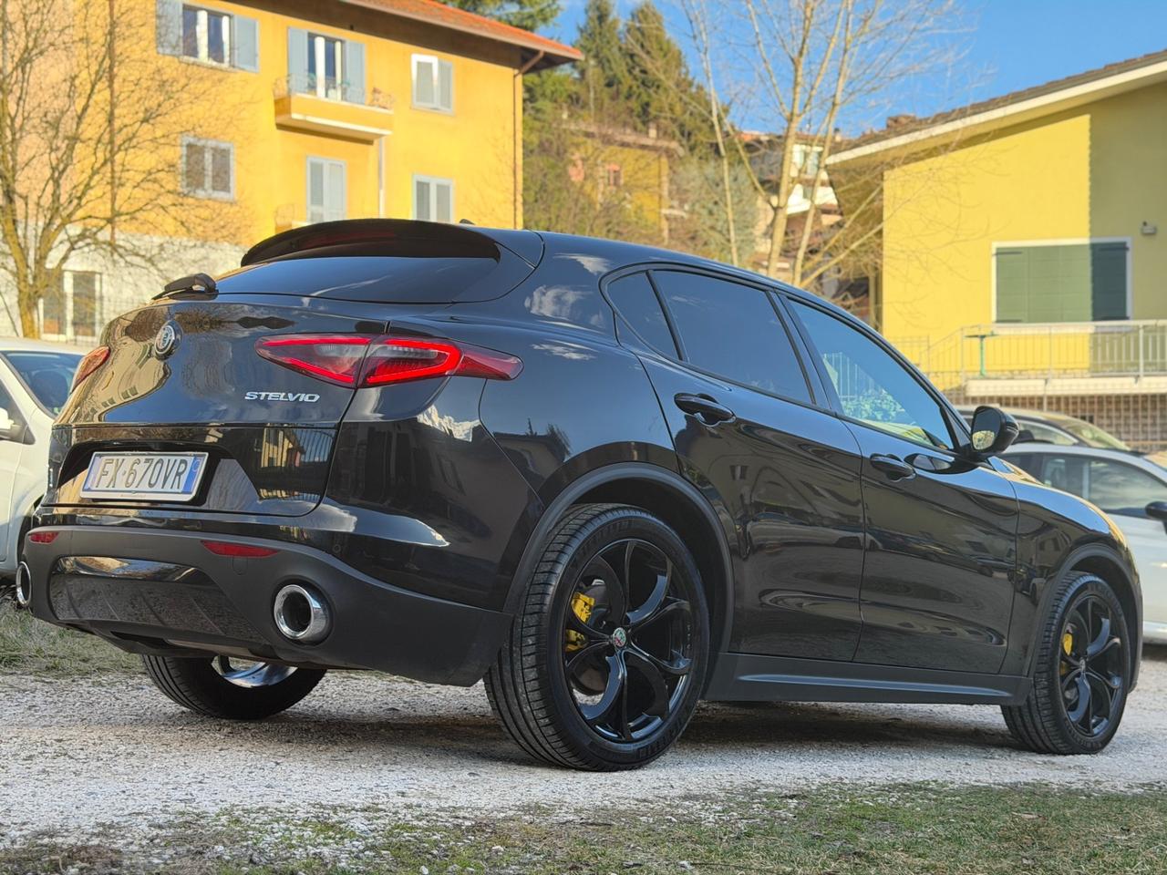 Alfa Romeo STELVIO 2.2d AT8 SUPER FULLOPT UNICOPR