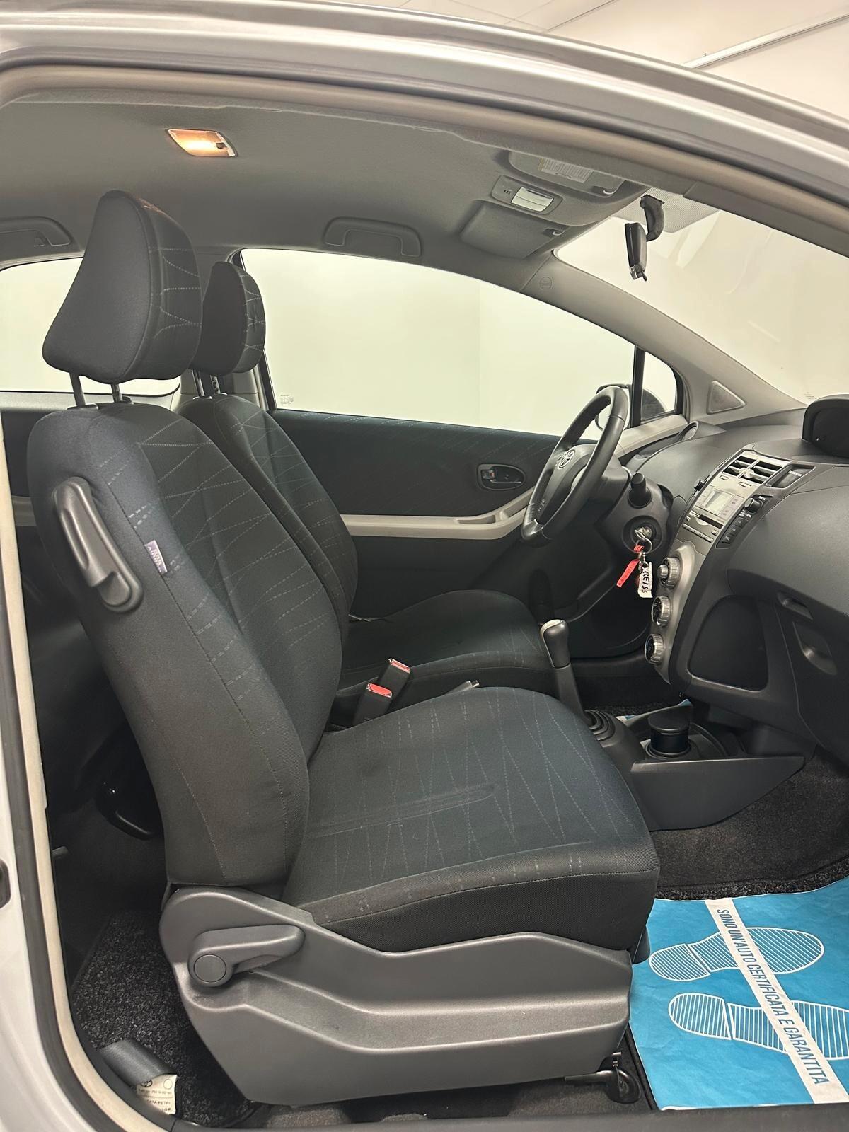 Toyota Yaris 1.0 3 porte - Neopatentati