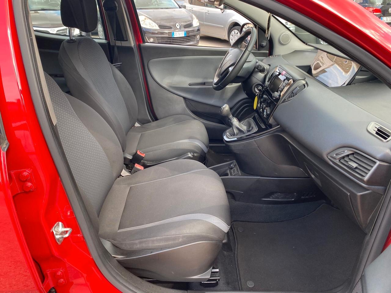 Lancia Ypsilon 1.3 MJT 95cv full restyling 2016