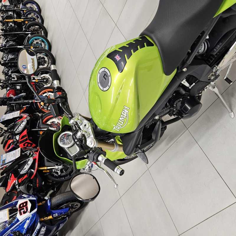 Triumph Street Triple - 2008