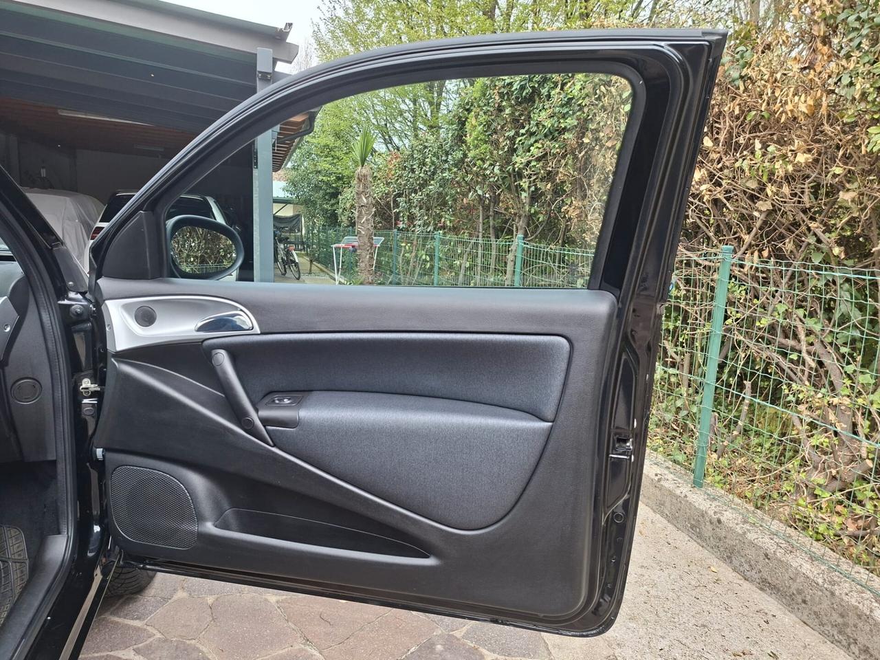 Lancia Ypsilon 1.2 69 CV 3 porte S&S Gold