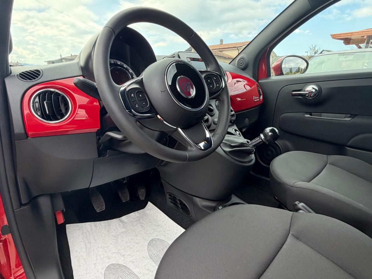 Fiat 500 1.0 Hybrid Red *2024 *6000 km *