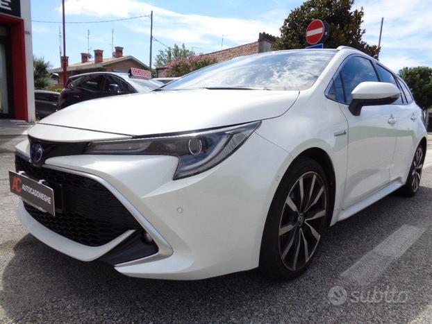 TOYOTA Corolla 2.0 Hybrid Lounge PREZZO VALIDO F