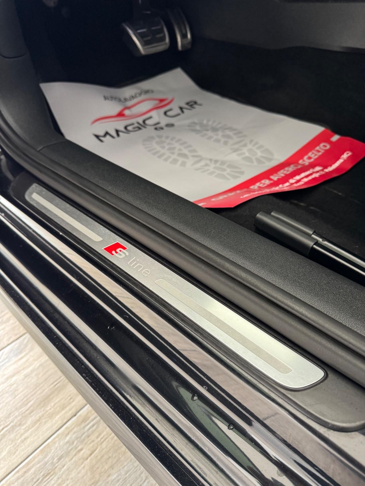 Audi A1 SPB 30 TFSI S tronic Identity Black