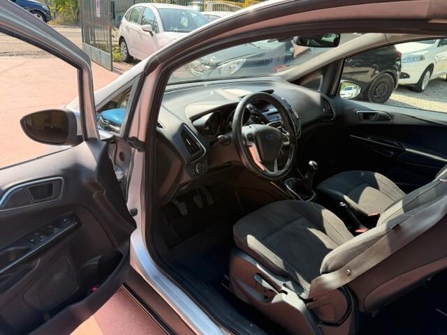 Ford B-Max 1.6 TDCi 95 CV Titanium, UNIPROP!!