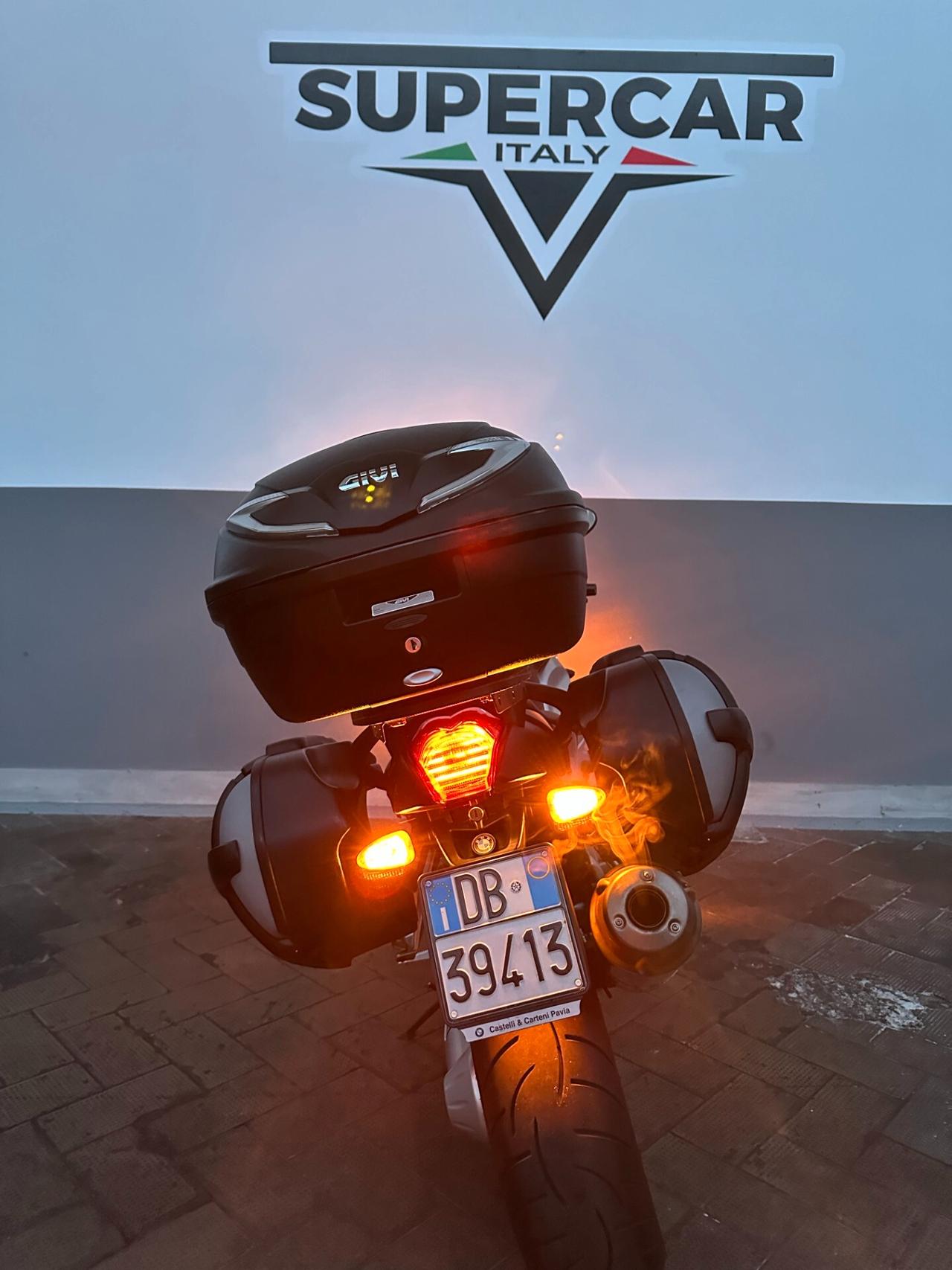 Bmw K 1200 R, tenuta e usata con amore e passione, pari al nuovo