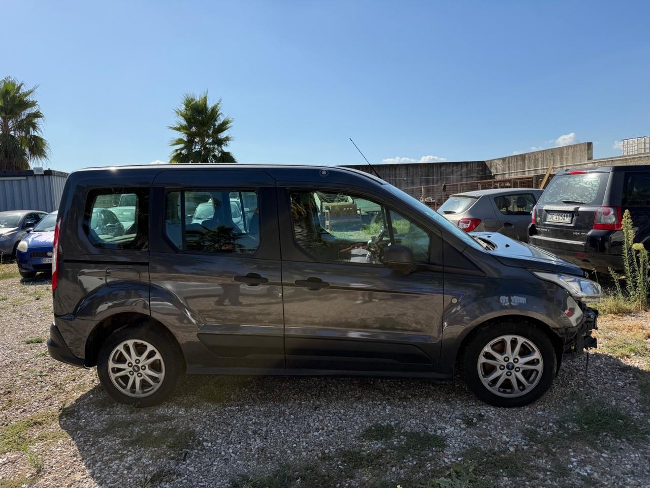 Ford Tourneo Connect Gran 1.5 TDCi Titanium