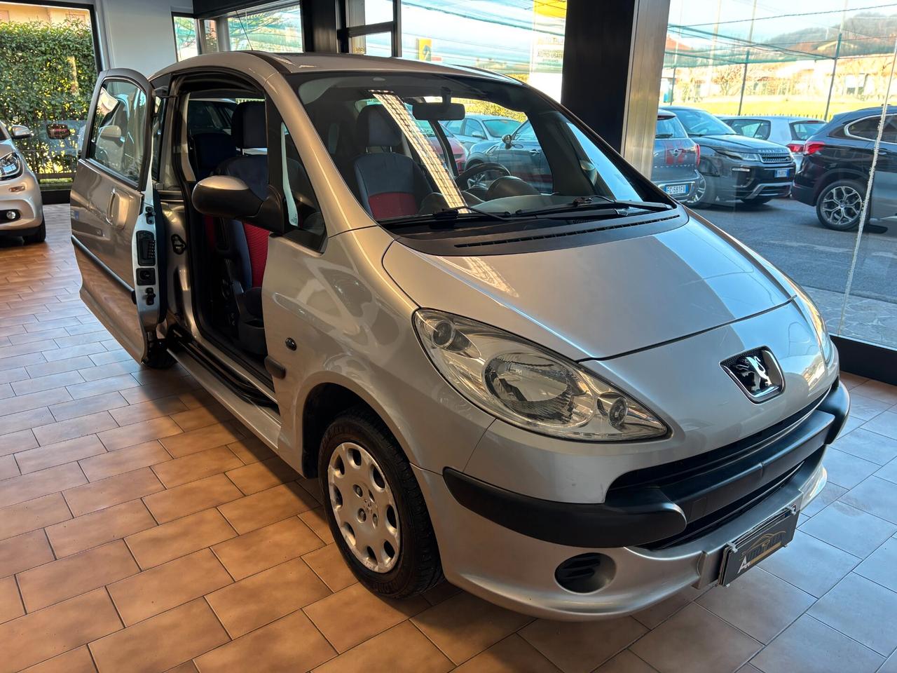 Peugeot 1007 1.4 *PER NEOPATENTATI