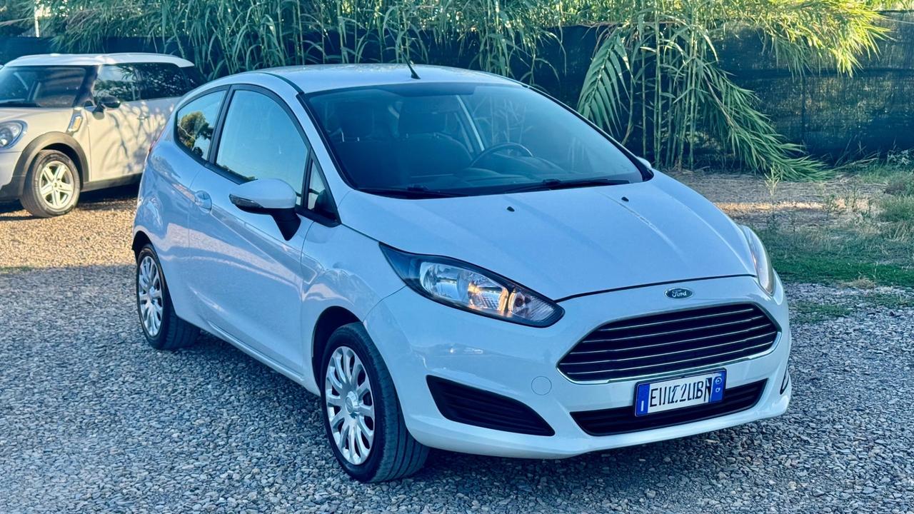 Ford Fiesta 1.2 60CV 3 porte Titanium