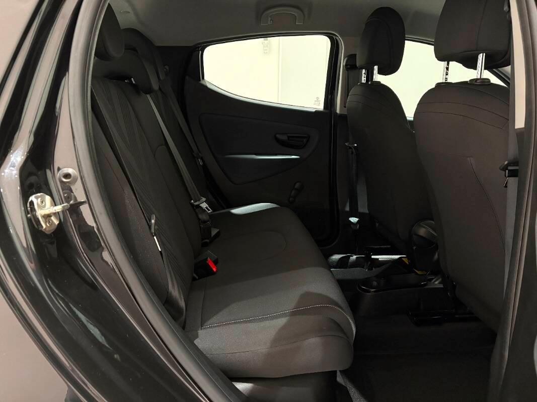 Lancia Ypsilon III 1.0 firefly hybrid Gold s&s 70cv 5p.ti