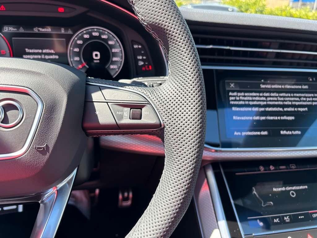 Audi Q8 SUV TDI quattro 210 kW tiptronic S line edition My 2026 KM 0 IVA ESPOSTA Tua a solo 939 Euro al mese