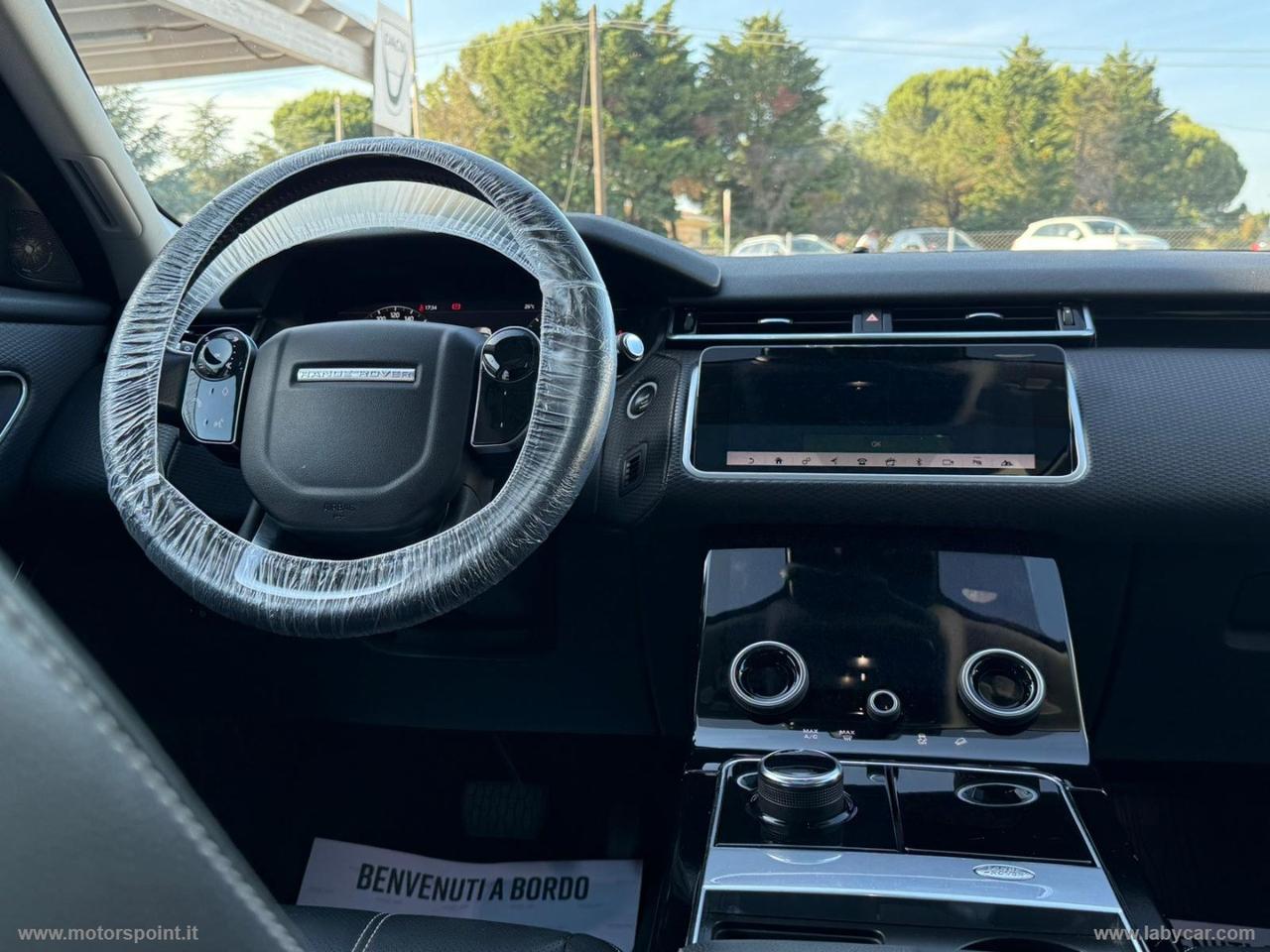 LAND ROVER RR Velar 2.0D 240 R-Dynamic HSE