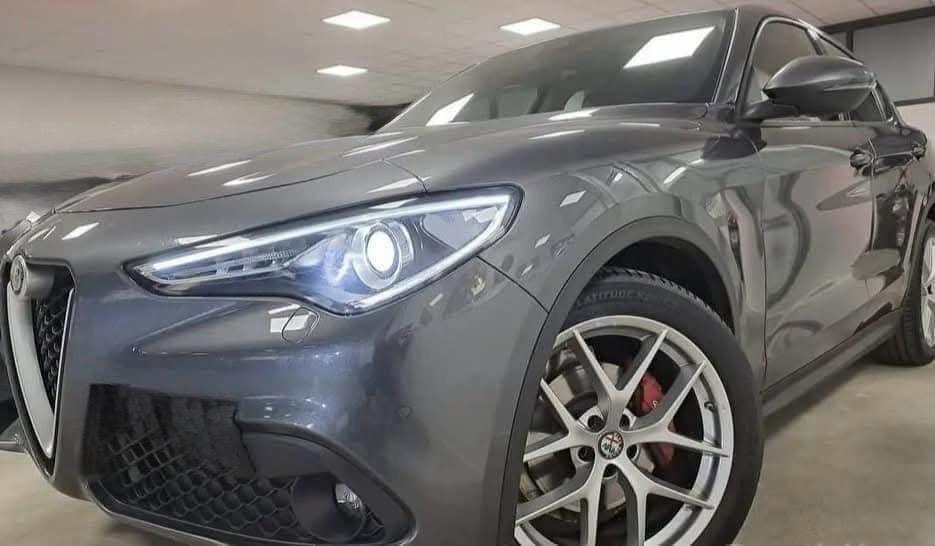 Alfa Romeo Stelvio 2.2 Turbodiesel 190 CV AT8 RWD Executive