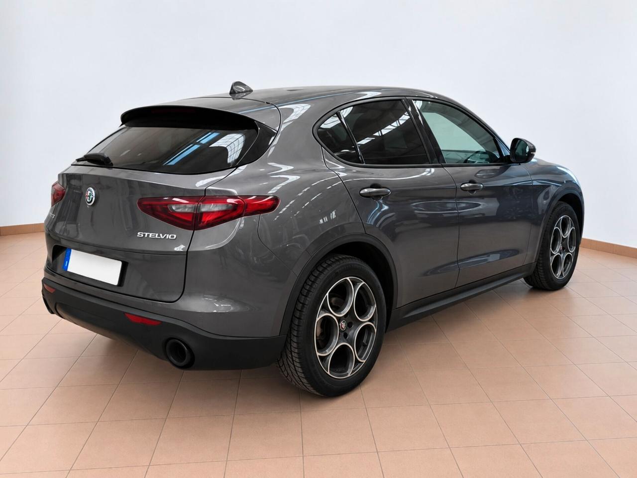 Alfa Romeo Stelvio 2.2 Turbodiesel 190 CV AT8 Q4 Sprint