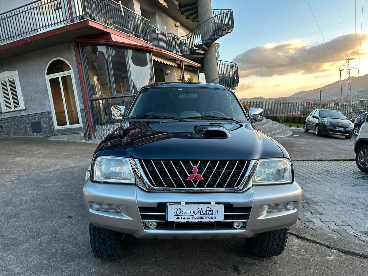 Mitsubishi L200 2.5 TDI 4WD Club Cab Pup. GLS Targ.