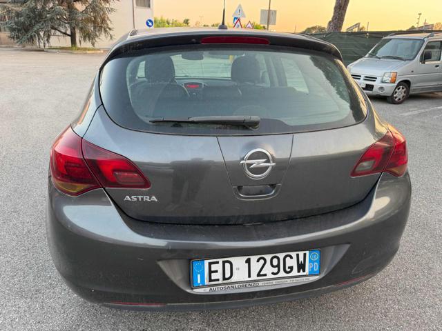 OPEL Astra 1.6 115CV 5p Elective senza nessun lavoro da fare