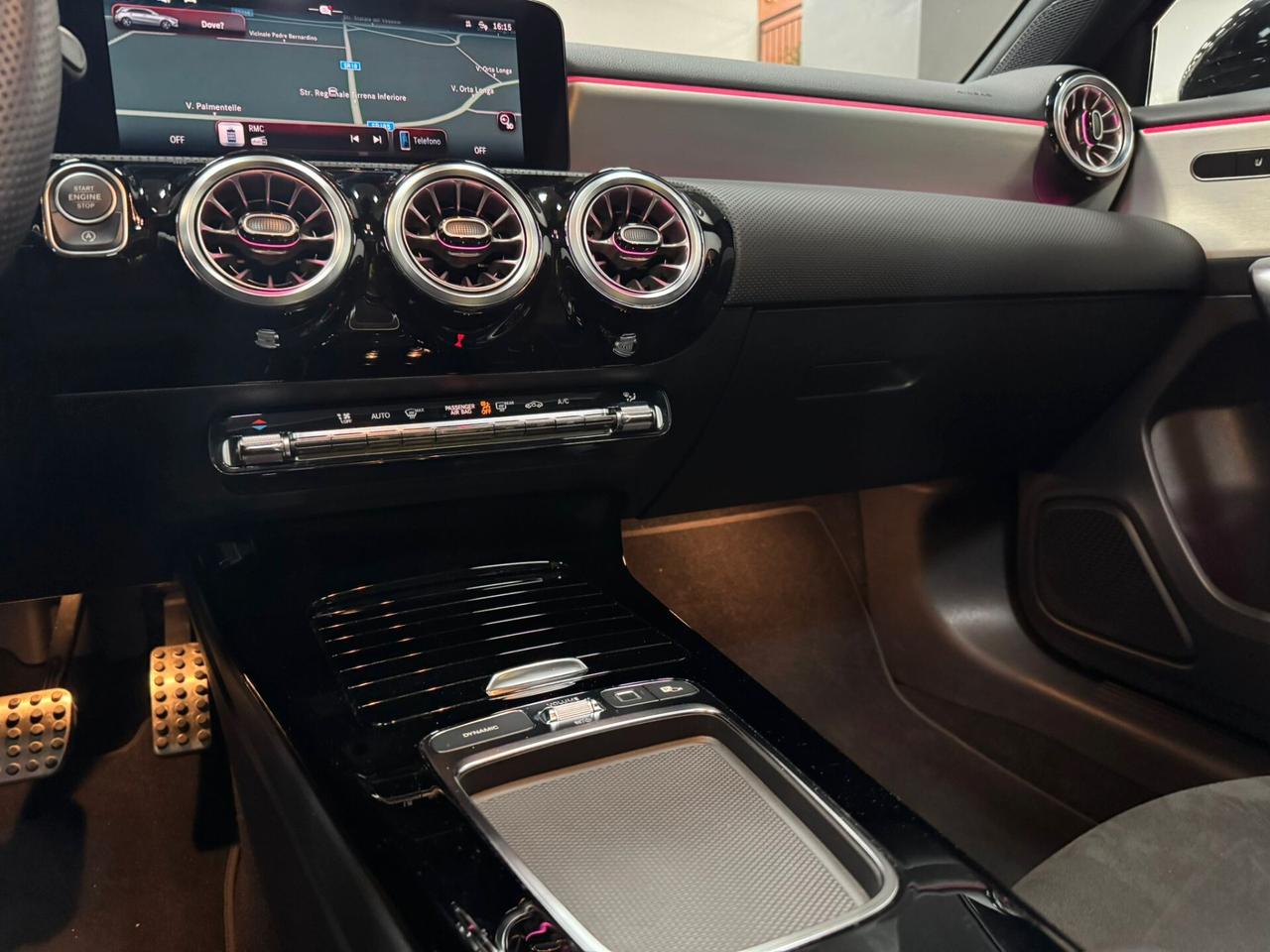 Mercedes-benz A 200 d Automatic AMG Line Premium