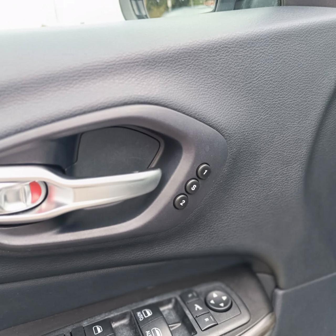 Jeep Cherokee NAVI TETTO STRAFULL
