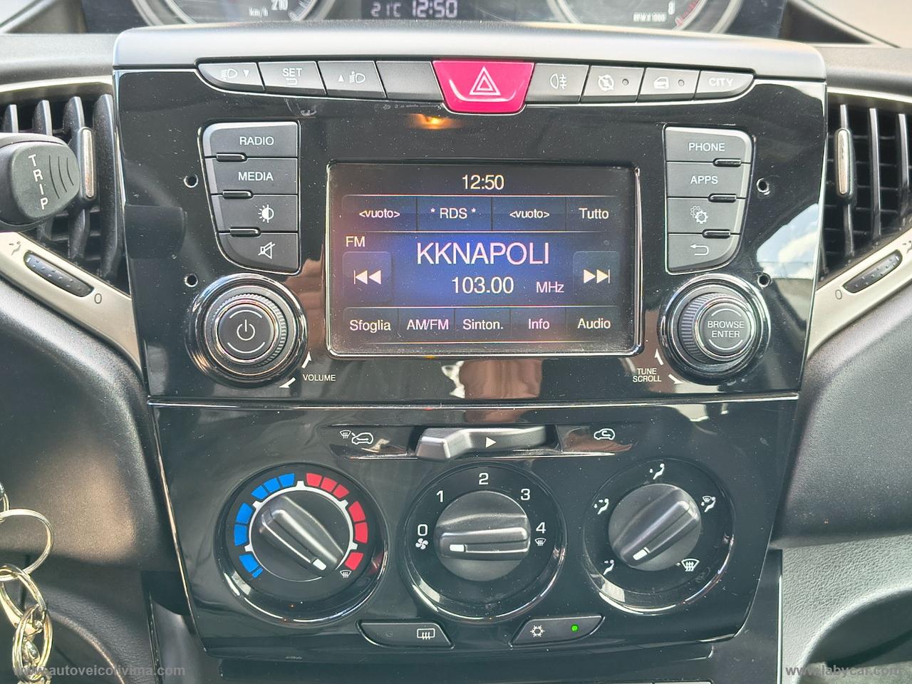 LANCIA Ypsilon 1.2 69 CV 5p. S&S Gold