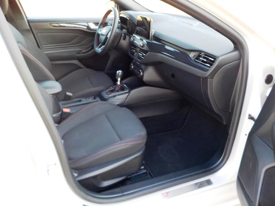 Ford Focus 1.0 EcoBoost Hybrid 125 CV 5p. ST-Line