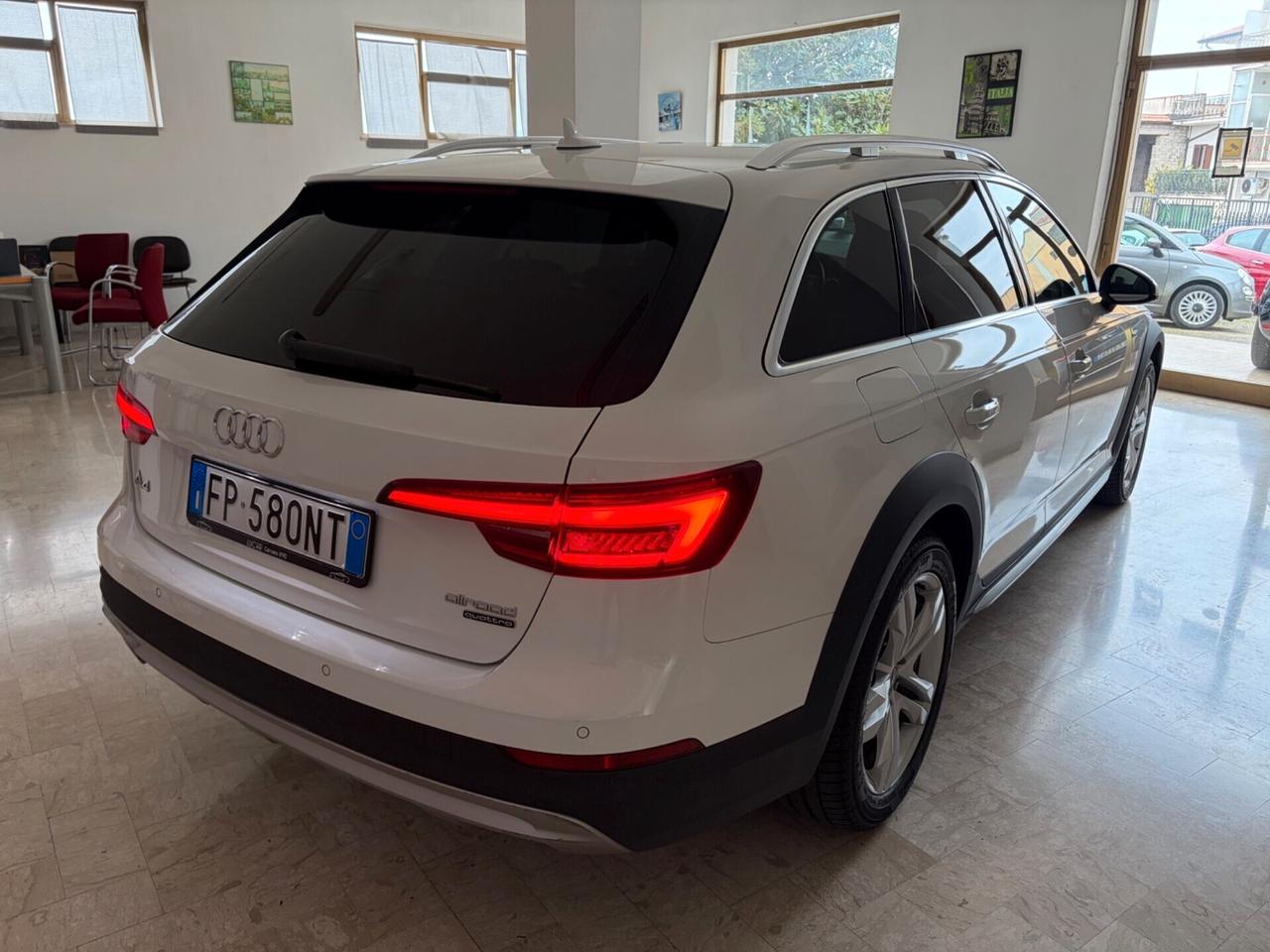 AUDI A4 ALLROAD 2.0 TDI BUSINESS EVOLUTION