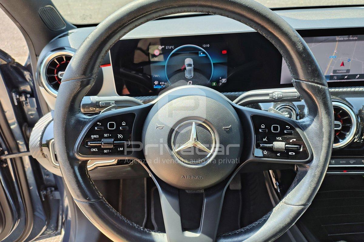 MERCEDES A 180 d Automatic Business Extra