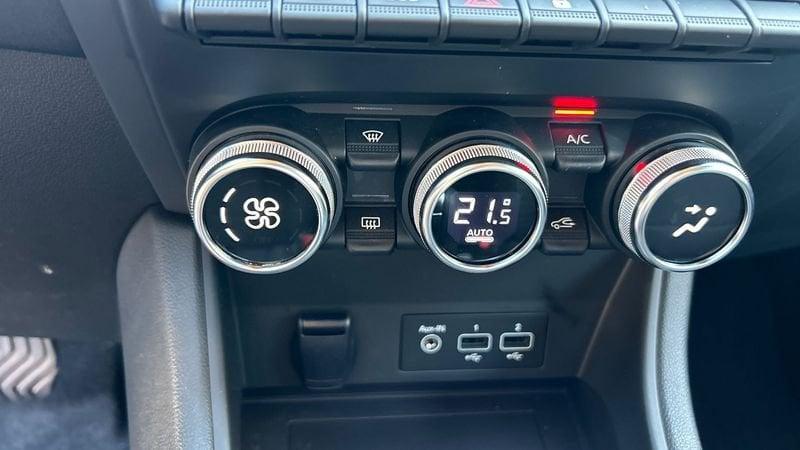 Renault Captur 1.6 E-Tech hybrid Zen 145cv auto 1.6 E-TECH Hybrid Zen Auto 145cv