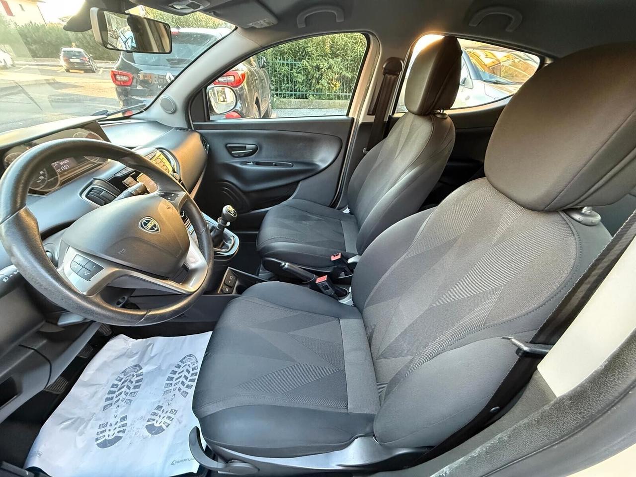 Lancia Ypsilon 1.2 69 CV 5 porte S&S Gold ***KM 56.000 - OK NEOPATENTATI***