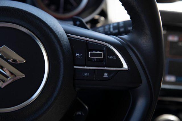 SUZUKI Swift 1.2 Hybrid CVT Top Automatica